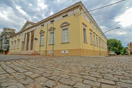 Exposição Aurum Amazônico estreia no Museu da Cidade de Manaus e valoriza produção artística local