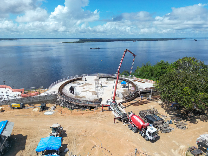 Prefeitura conclui etapa de contenção no parque Encontro das Águas com mais de 260 estacas