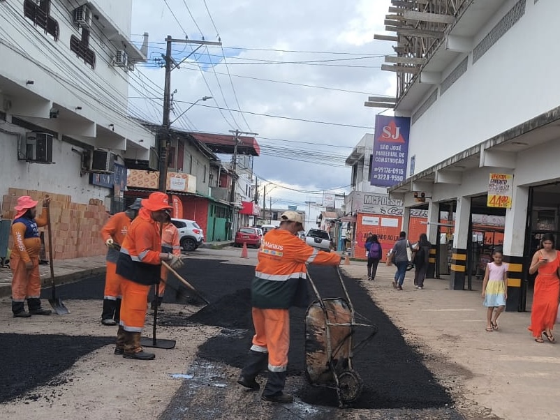 Prefeitura leva melhorias ao bairro Novo Israel, na zona Norte