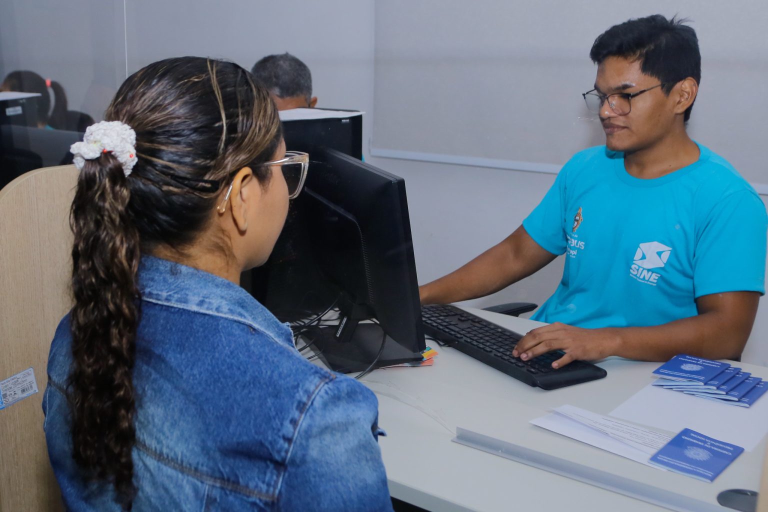 Sine Manaus oferta 402 vagas de emprego nesta quinta-feira, 14/5