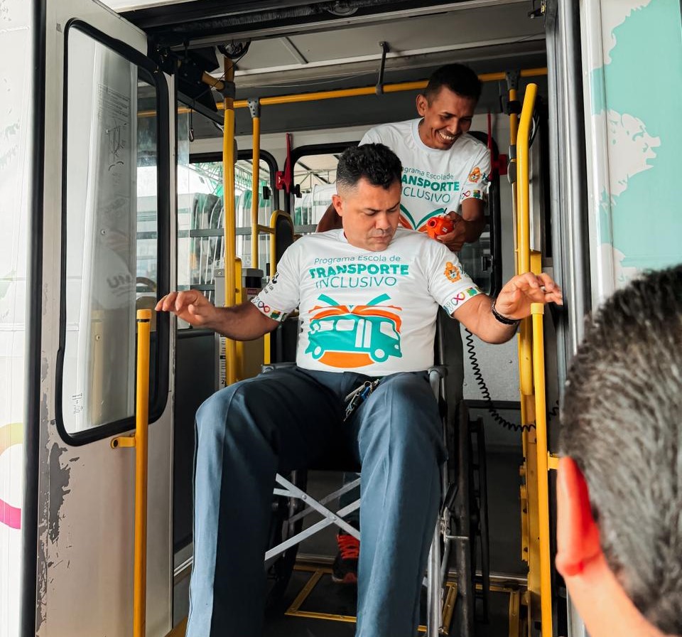 Prefeitura capacita motoristas e cobradores do transporte público Prefeitura capacita motoristas e cobradores do transporte público