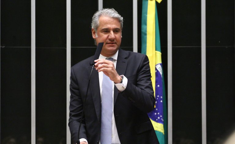 Câmara aprova redução da carga tributária para resseguradoras nacionais e encaminha projeto ao Senado
