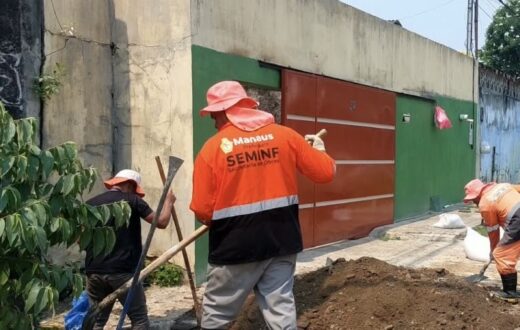 Intervenção na rua Rio Bodajós recompõe sistema de drenagem após erosão